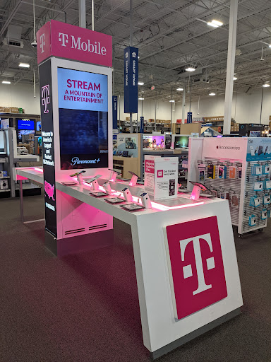 Electronics Store «Best Buy», reviews and photos, 11840 71st St, Kenosha, WI 53142, USA