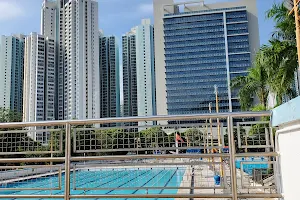 Sham Shui Po Park Swimming Pool image