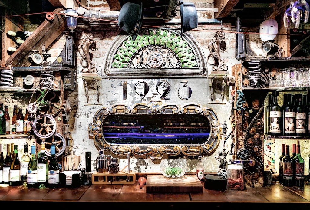 1923 Banana Club Texarkana, AR 71854 Menu, Reviews, Hours & Contact