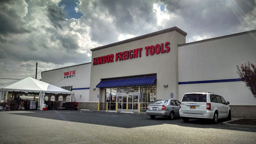 Hardware Store «Harbor Freight Tools», reviews and photos, 2295 Forest Ave, Staten Island, NY 10303, USA