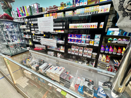 Tobacco Shop «Smokers Heaven KC», reviews and photos, 10145 Wornall Rd, Kansas City, MO 64114, USA