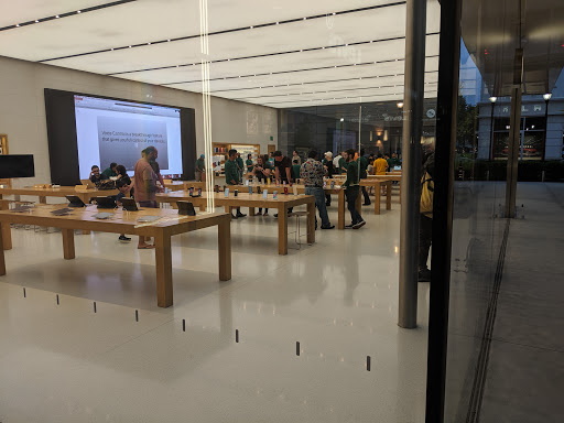 Computer Store «Apple Avalon», reviews and photos, 8130 Avalon Blvd, Alpharetta, GA 30009, USA