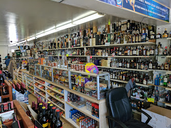 San Roque Market & Liquors