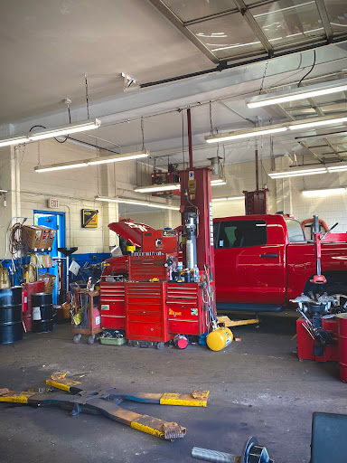 Auto Repair Shop «Park Avenue Service», reviews and photos, 1932 Wantagh Ave, Wantagh, NY 11793, USA