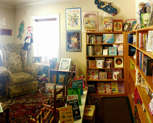 Book Store «Landmark Booksellers | Franklin, Tennessee», reviews and photos, 114 E Main St, Franklin, TN 37064, USA