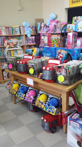 Book Store «Bargain Books», reviews and photos, 80 Danada Square W, Wheaton, IL 60189, USA