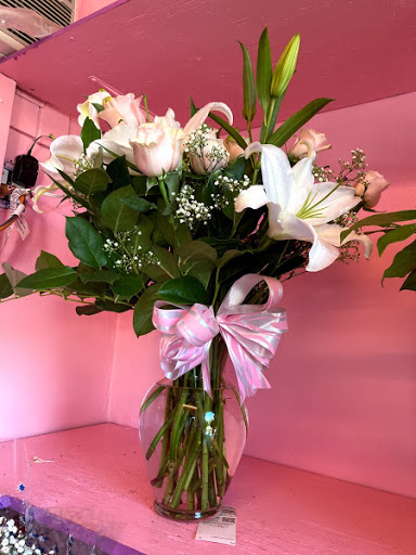 Florist «Genesis Flower And Gift Shop», reviews and photos, 1801 N Garey Ave, Pomona, CA 91767, USA