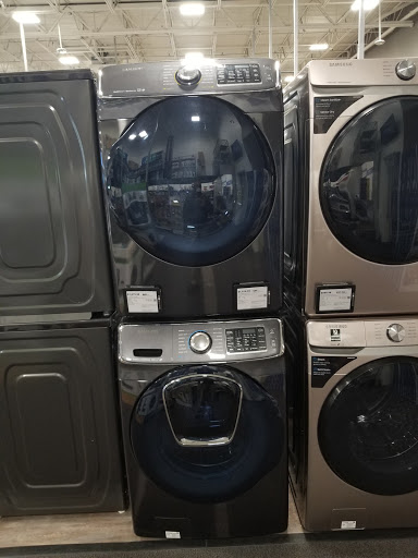 Electronics Store «Best Buy», reviews and photos, 96 Rothrock Rd, Akron, OH 44321, USA