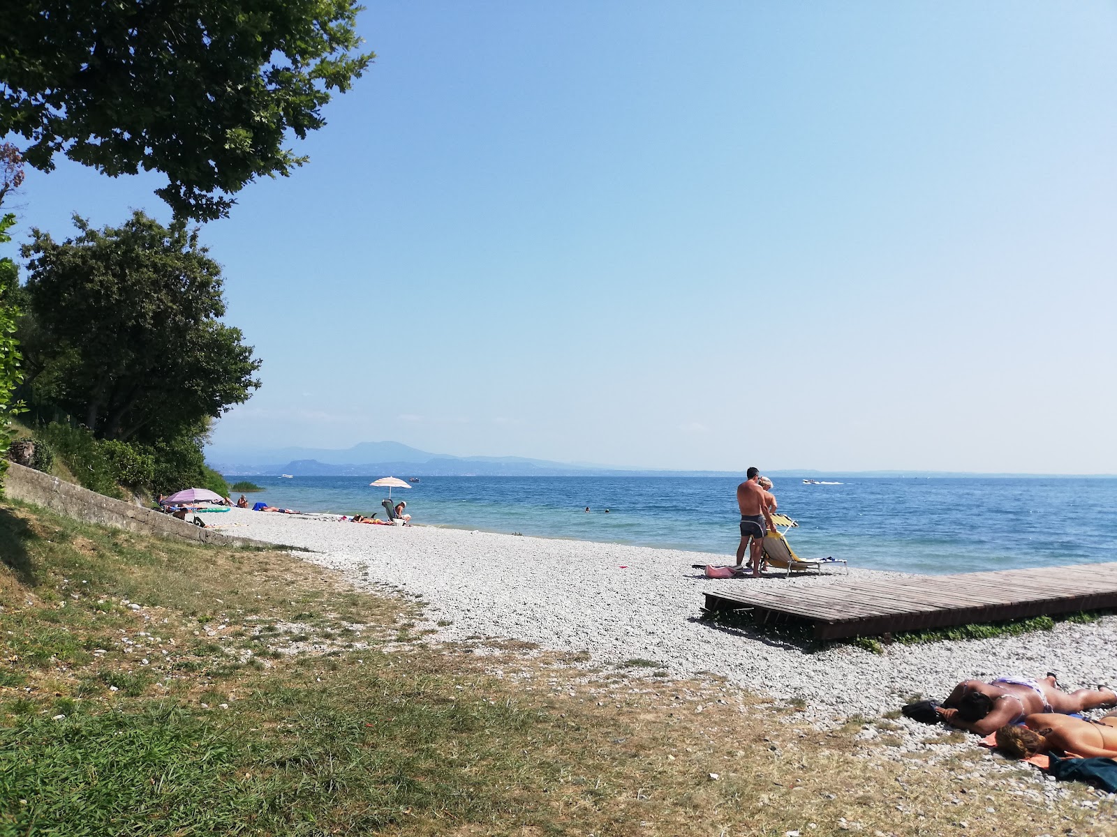 Fotografie cu Spiaggia di San Sivino cu o suprafață de pietricel ușor