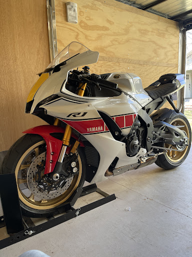 Motorcycle Dealer «Freedom Powersports Decatur», reviews and photos, 201 W Thompson St, Decatur, TX 76234, USA