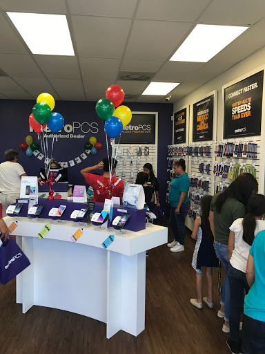 Cell Phone Store «MetroPCS Authorized Dealer», reviews and photos, 1418 E Tyler Ave, Harlingen, TX 78550, USA