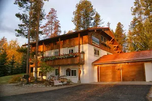 Alpenglow Bed and Breakfast image