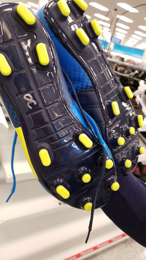 Clothing Store «Ross Dress for Less», reviews and photos, 17880 Newhope St, Fountain Valley, CA 92708, USA