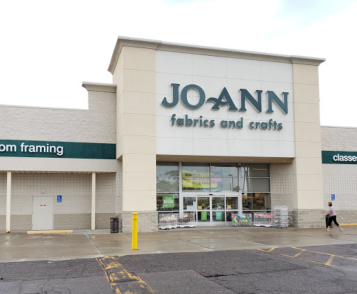 Fabric Store «Jo-Ann Fabrics and Crafts», reviews and photos, 20550 E 13 Mile Rd, Roseville, MI 48066, USA