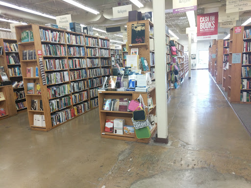 Book Store «Half Price Books», reviews and photos, 366 W Army Trail Rd, Bloomingdale, IL 60108, USA