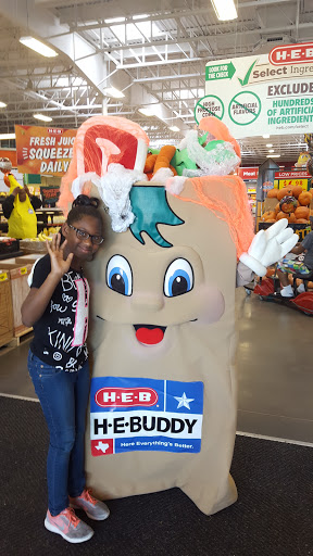 Grocery Store «H-E-B Grocery», reviews and photos, 3590 College St, Beaumont, TX 77701, USA