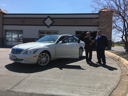 Car Wash «Paradise Full Service Car Wash & Detail Center», reviews and photos, 1355 Town Centre Dr, Eagan, MN 55123, USA