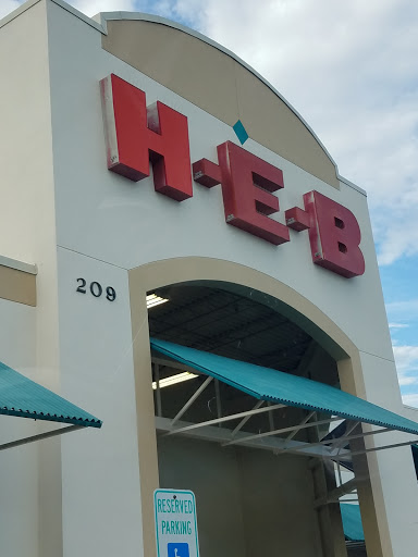 Grocery Store «H-E-B Grocery», reviews and photos, 209 N Texas Ave, Mercedes, TX 78570, USA