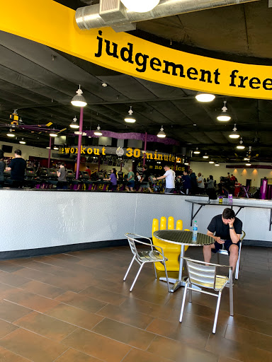 Gym «Planet Fitness», reviews and photos, 4925 Macdonald Ave, Richmond, CA 94805, USA