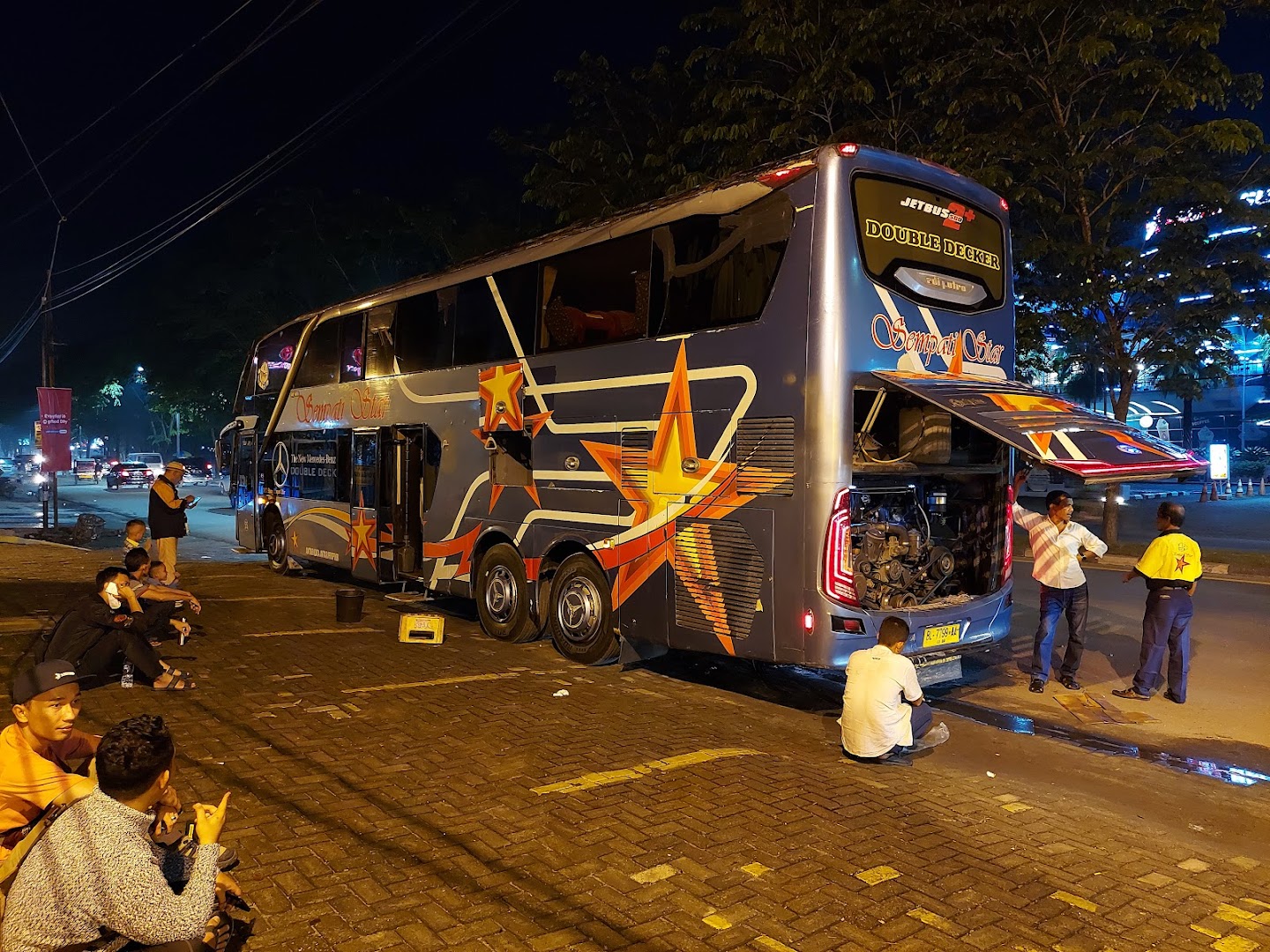 Gambar Pool Bus & Loket Sempati Star
