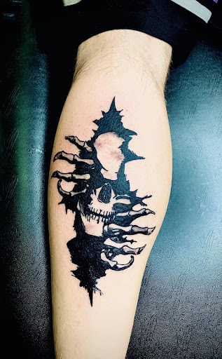 Explore mom memorial tattoo ideas, creative tattoo ideas in Lake City, available at Crooked Spines Tattoo Studio