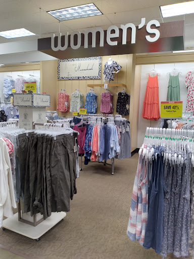 Grocery Store «Fred Meyer», reviews and photos, 1401 SE 1st Ave, Canby, OR 97013, USA