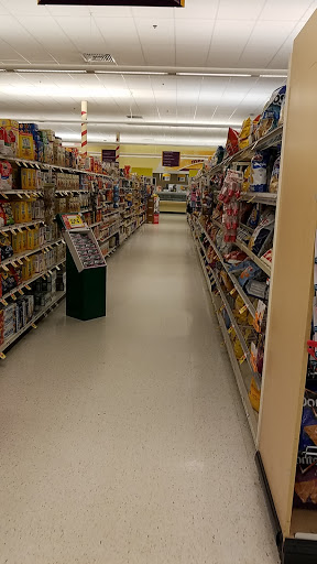 Grocery Store «Stop & Shop», reviews and photos, 209 N Main St, Andover, MA 01810, USA