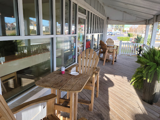 Coffee Shop «Front Porch Cafe», reviews and photos, 300 US-64, Manteo, NC 27954, USA