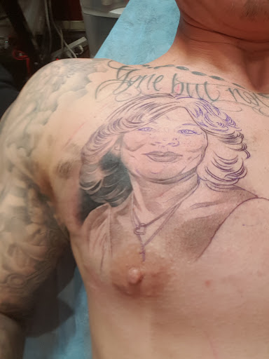 Explore couple tattoos ideas gallery, creative tattoo ideas in Carson, available at Lifestyle Tattoos