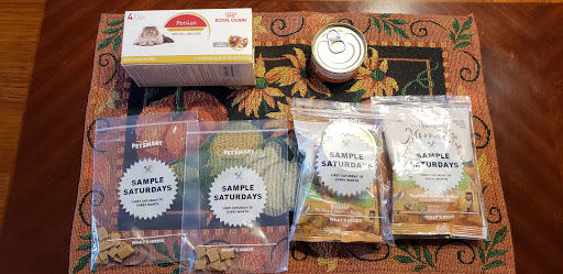 Pet Supply Store «PetSmart», reviews and photos, 6243 College Dr, Suffolk, VA 23435, USA