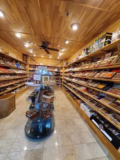 Tobacco Shop «PLYMOUTH CIGARS AND TOBACCO», reviews and photos, 16605 County Rd 24 #203, Plymouth, MN 55447, USA