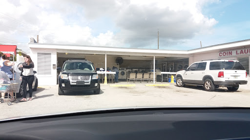 Laundromat «Flamingo Laundry Center Inc», reviews and photos, 4226 20th St, Vero Beach, FL 32960, USA