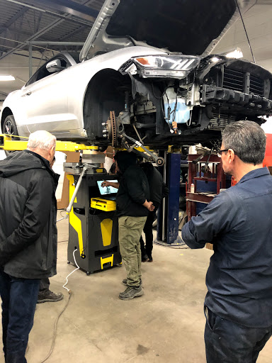 Auto Body Shop «Athenian Body Shop», reviews and photos, 10101 Ridgeland Ave, Chicago Ridge, IL 60415, USA