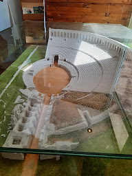 Photo n°12 de Amphithéâtre de Grand à Grand ()