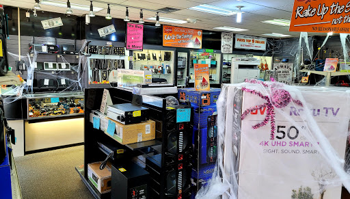 Pawn Shop «Able Pawn Shop», reviews and photos, 1532 Belvidere St, Waukegan, IL 60085, USA