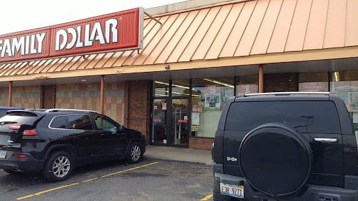Dollar Store «FAMILY DOLLAR», reviews and photos, 326 N Independence Blvd, Romeoville, IL 60446, USA
