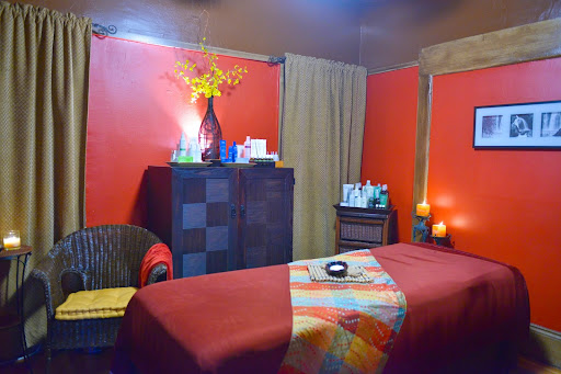 Beauty Salon «Strands Aveda Salon and Spa», reviews and photos, Strands Aveda Salon and Spa, 3271 Folsom Blvd, Sacramento, CA 95816, USA