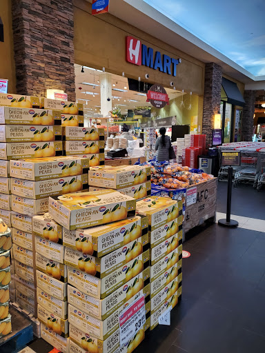 Korean Grocery Store «H Mart», reviews and photos, 3301 184th St SW, Lynnwood, WA 98037, USA