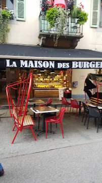 Atmosphère du Restaurant de hamburgers La maison des burgers à Chamonix-Mont-Blanc - n°2
