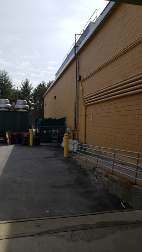 Grocery Store «Hannaford Supermarket», reviews and photos, 11 Milton Rd, Rochester, NH 03867, USA