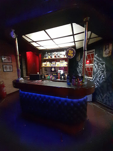 Logo da empresa - Monster lounge & bar