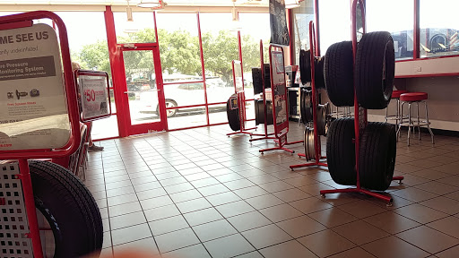 Tire Shop «Discount Tire Store - The Woodlands, TX», reviews and photos, 24915 Interstate 45 N, The Woodlands, TX 77380, USA