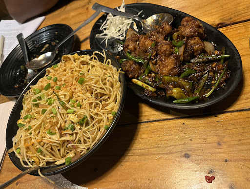 Chacha Chowmein Dish