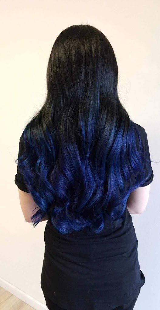 Deja'Vu Salon 04401