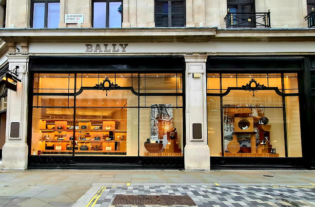 Comments and reviews of BALLY Haus London
