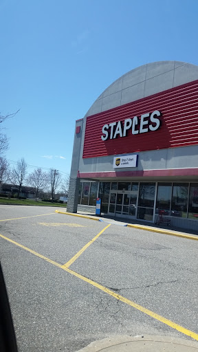 Office Supply Store «Staples», reviews and photos, 2100 Nesconset Hwy, Stony Brook, NY 11790, USA