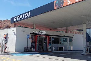 Gasolinera REPSOL image