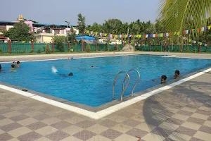 Gaden Jangtse swimming pool image
