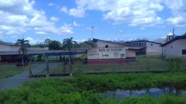 Opiniones de Escuela de Educación Básica Mata de Plátano en Guayas - Escuela