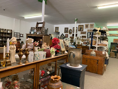 Country At Heart Antiques